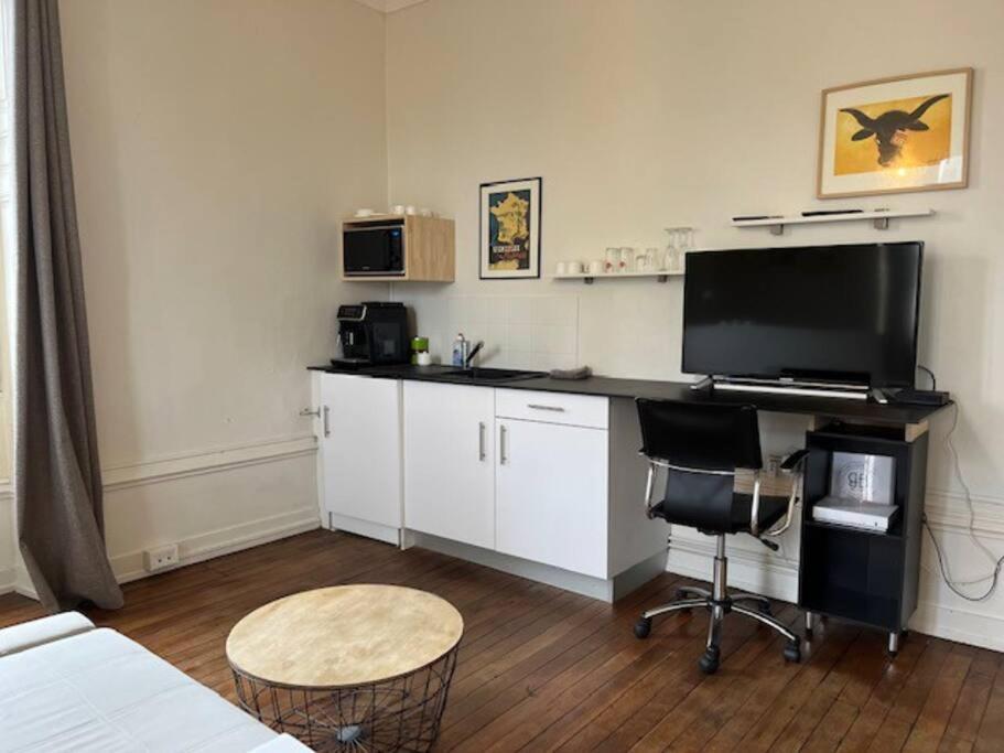 Ferienwohnung #Le Maitre Du Navire - Grand Studio - Hyper Centre Brive-la-Gaillarde Exterior foto