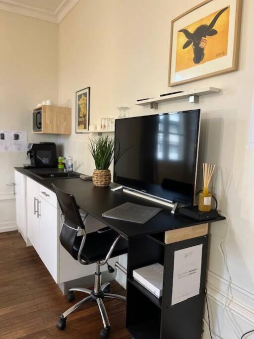 Ferienwohnung #Le Maitre Du Navire - Grand Studio - Hyper Centre Brive-la-Gaillarde Exterior foto